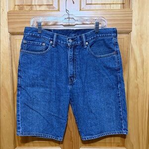 Levi’s Classic Men's Blue Denim Shorts, Size 34.